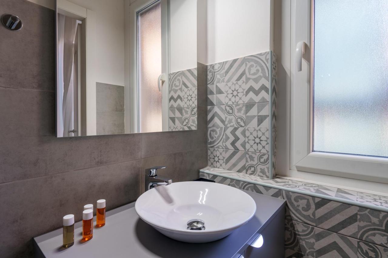 Sansiro Luxury Wi-Fi & Netflix Apartment Milan Exterior photo